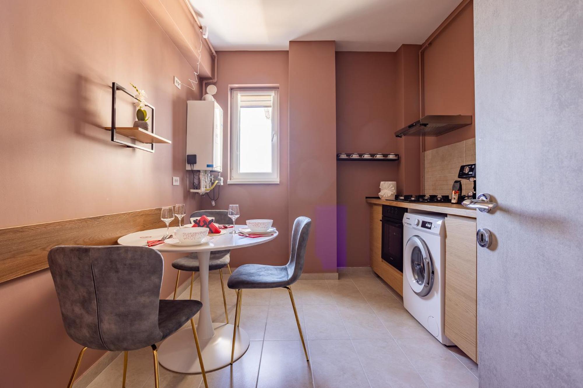 Luxury Sabina 35 Bucharest